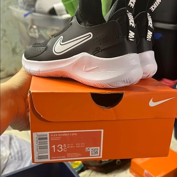 Nike Kids Black Slip-On Sneakers - Picture 2 of 4